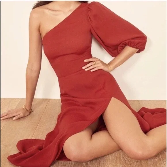 Reformation Lawrence Crimson High Slit One Shoulder Midi Dress Size 8 Sexy NEW - Picture 2 of 13
